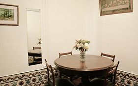 Azulejos Cais Sodre B&B